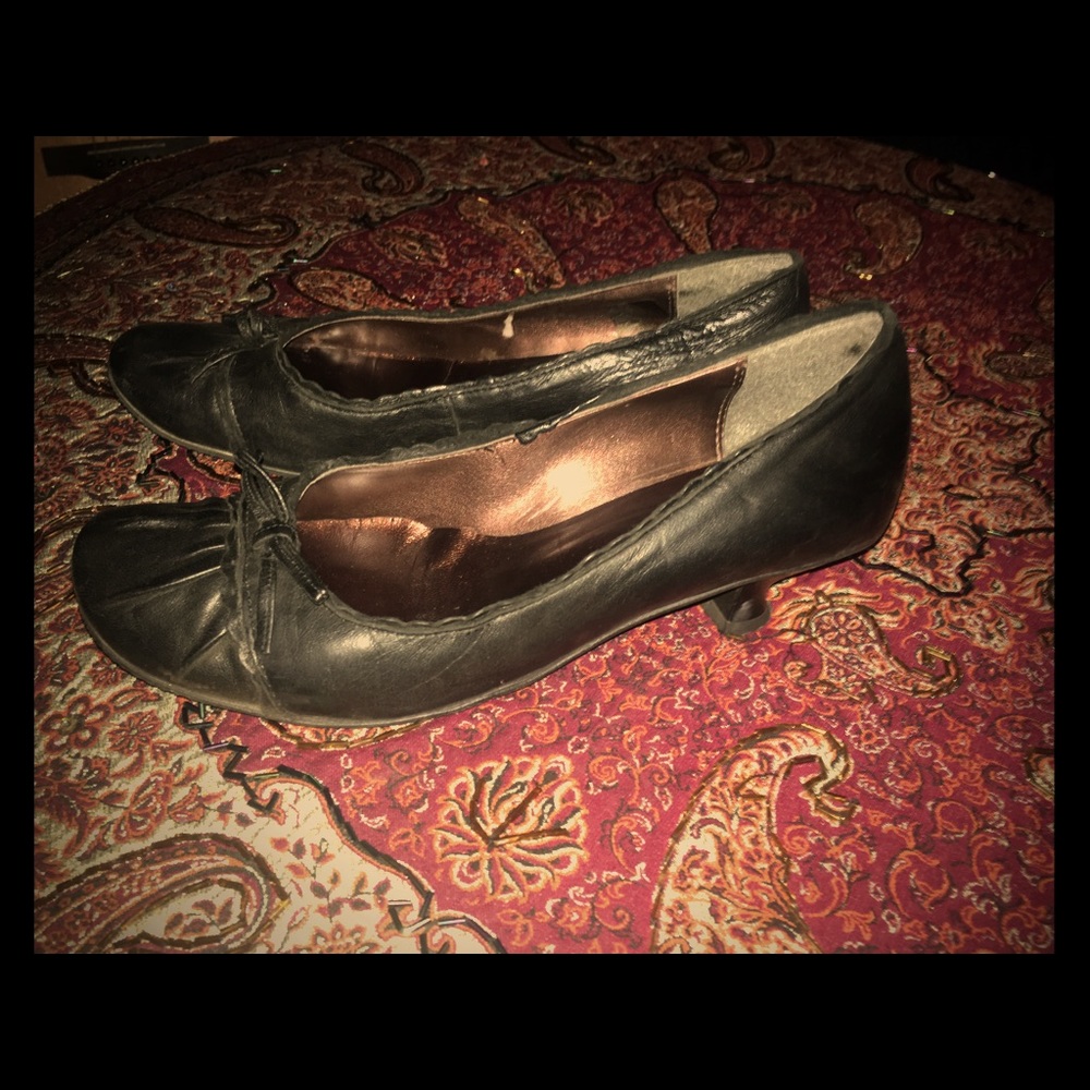 Vintage leather heel